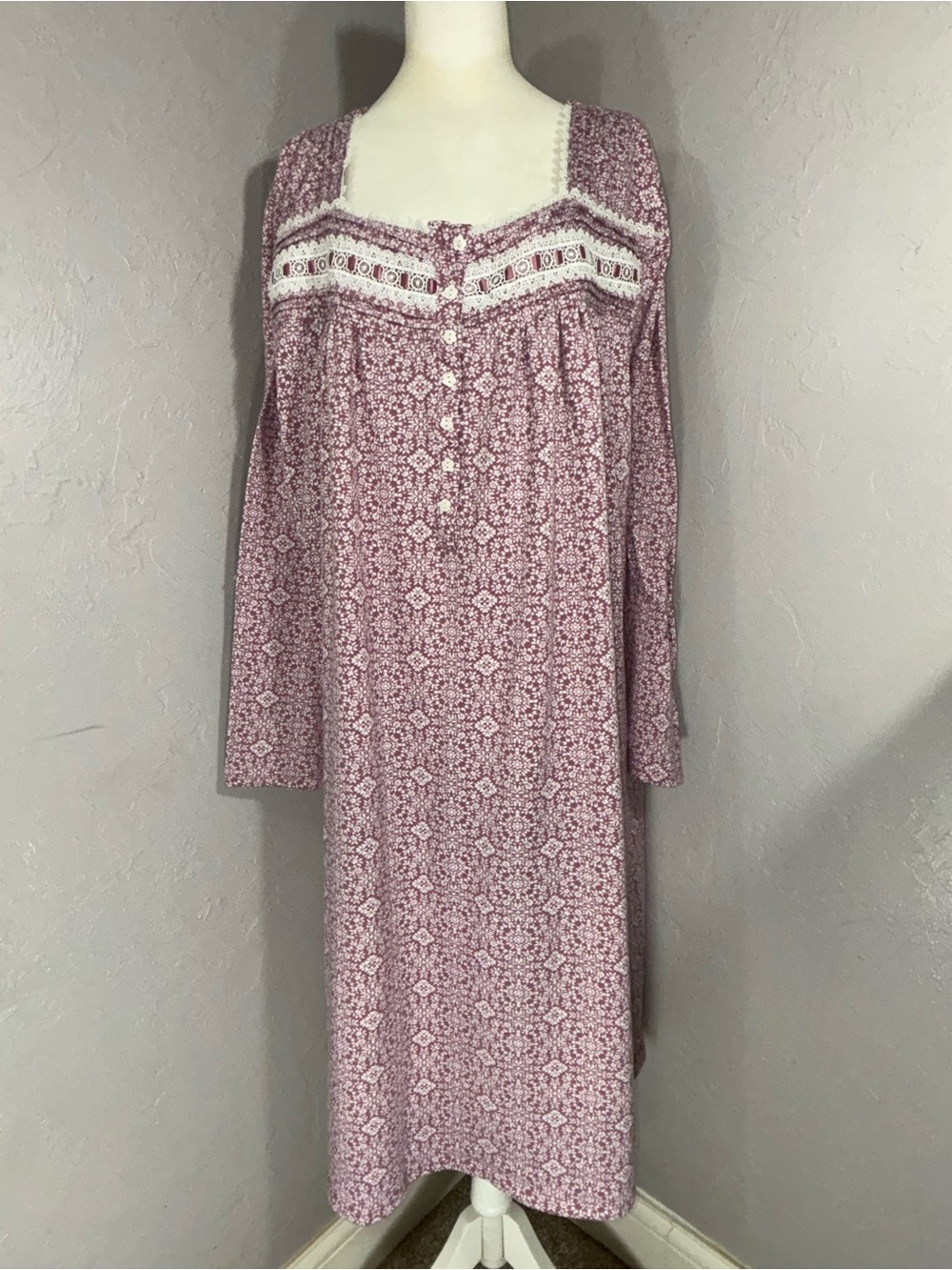 Secret Treasures Long Sleeve Square-Neck Nightgown in Mauve Pink